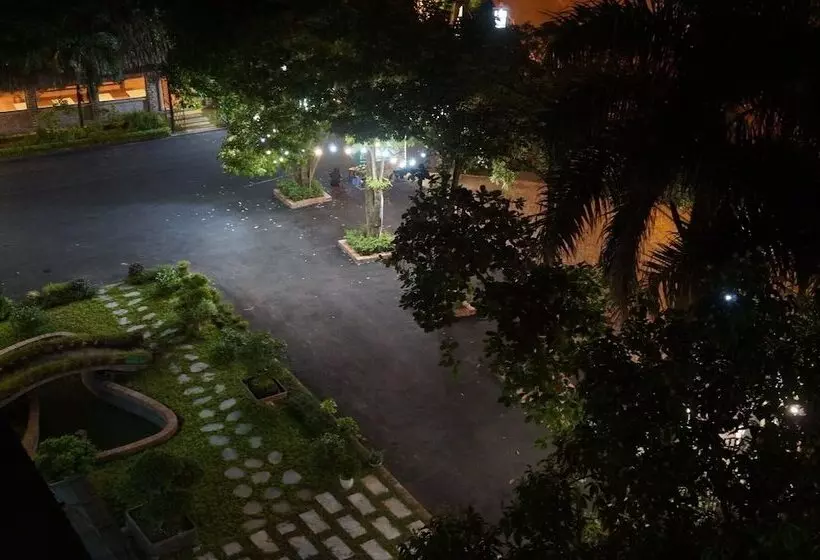 هتل New Sky Airport