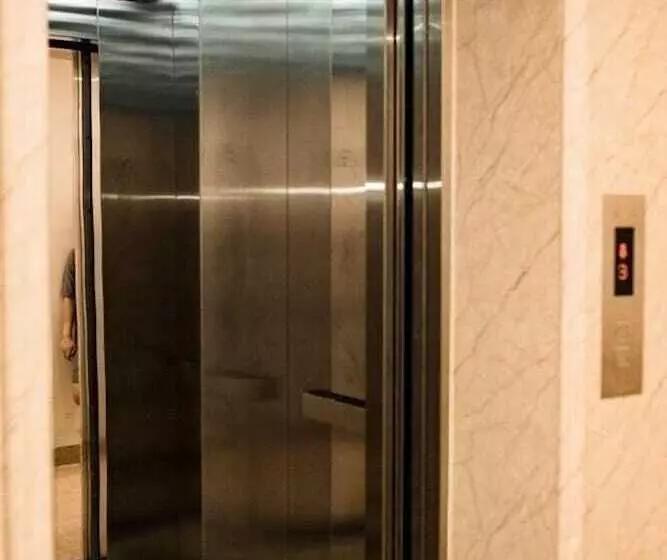 هتل New Sky Airport