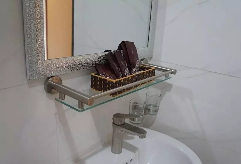 هتل New Sky Airport