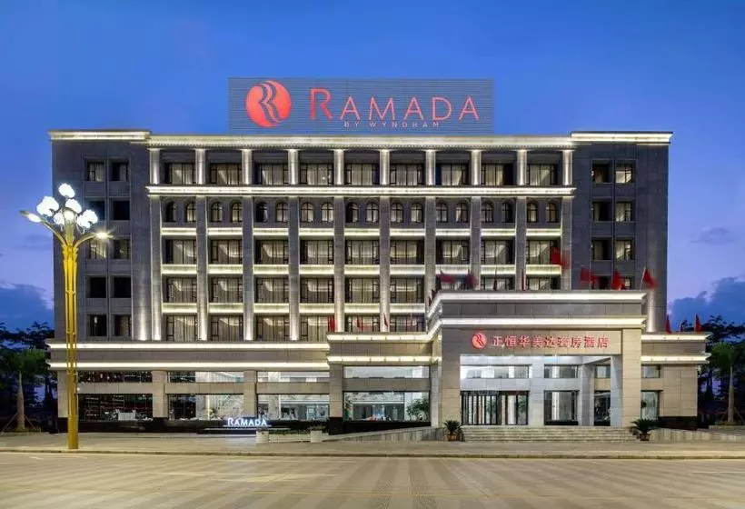 Hotelli Ramada By Wyndham Mengzi Suites