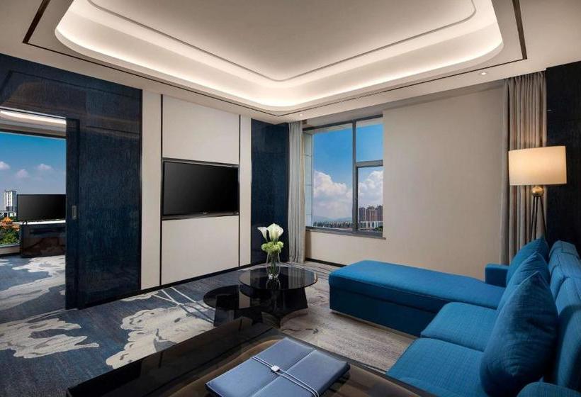 호텔 Ramada By Wyndham Mengzi Suites