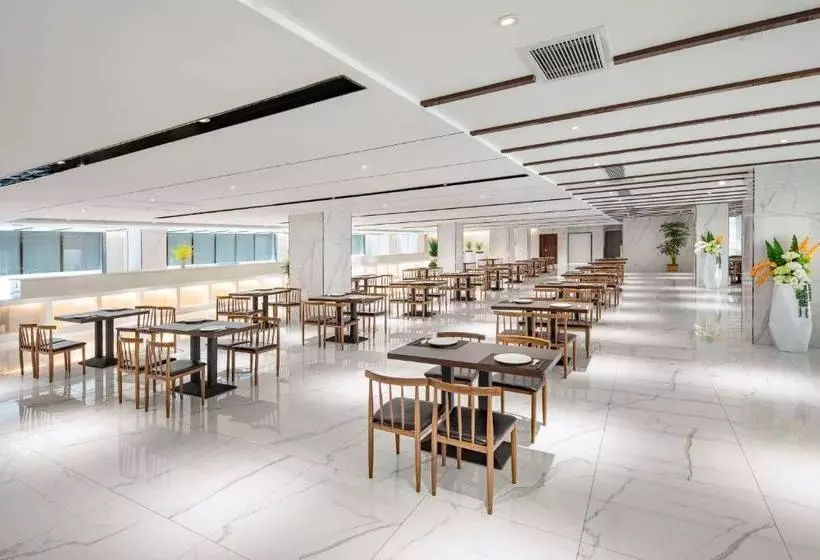 Hotelli Ramada By Wyndham Mengzi Suites