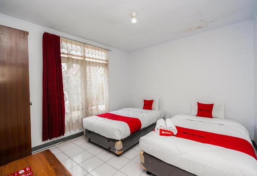 פנסיון Reddoorz Syariah Near Rsud Cimacan