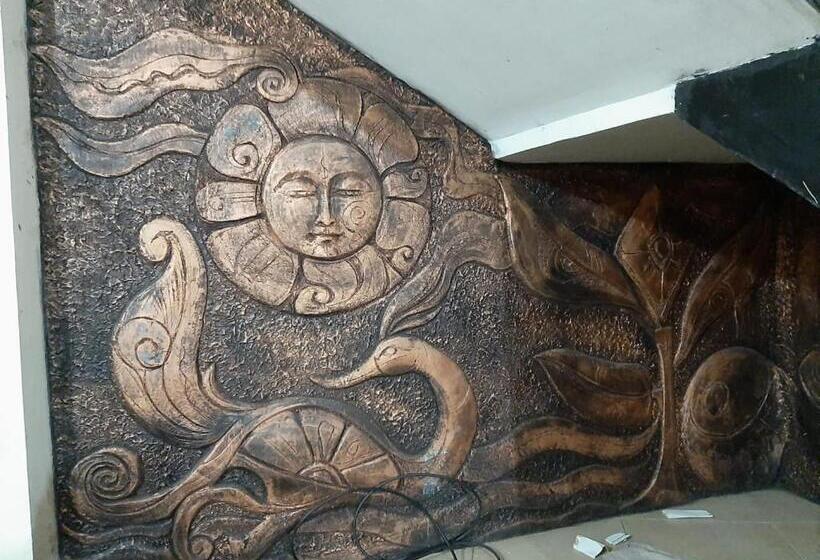 פנסיון The Golden Residence