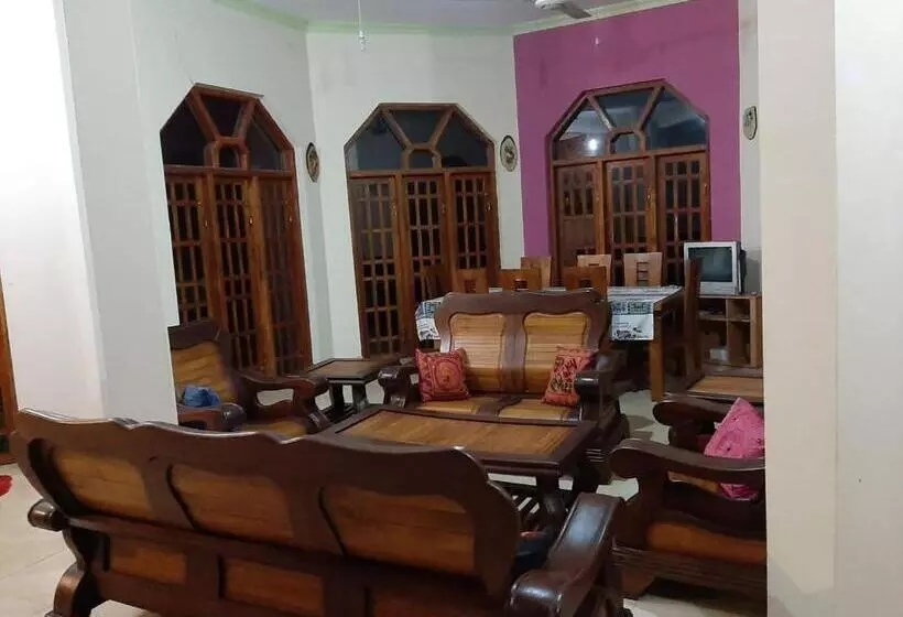 Majatalo The Golden Residence