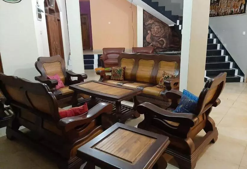 Majatalo The Golden Residence