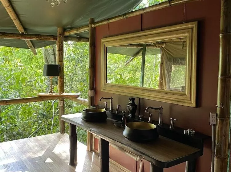 ホテル Colina Secreta   Glamping And Villas