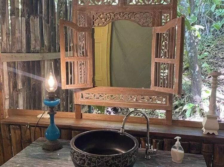 ホテル Colina Secreta   Glamping And Villas