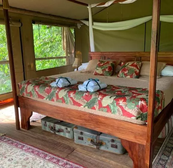 ホテル Colina Secreta   Glamping And Villas