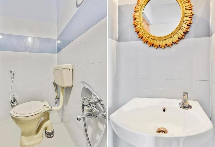 בית מלון כפרי Spot On Gayatri Comforts