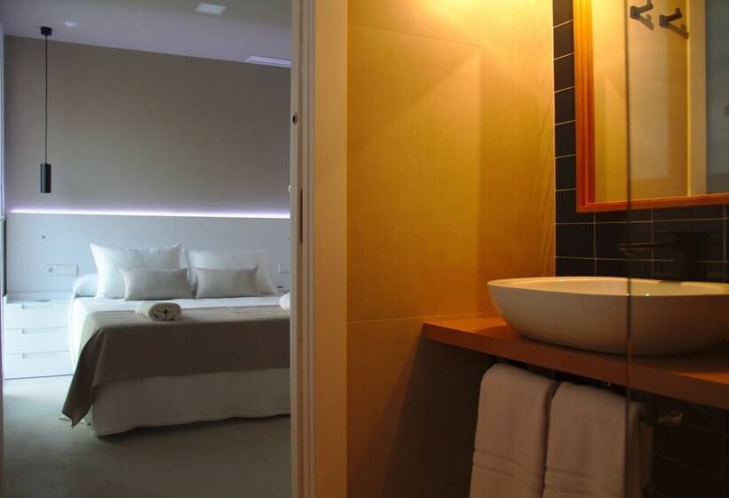 بنسيون Sosiego Hostal De Mar