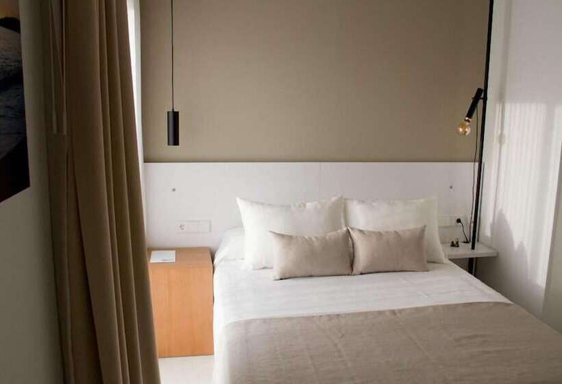 بنسيون Sosiego Hostal De Mar