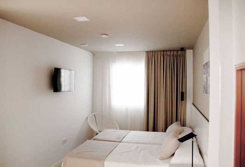 بنسيون Sosiego Hostal De Mar