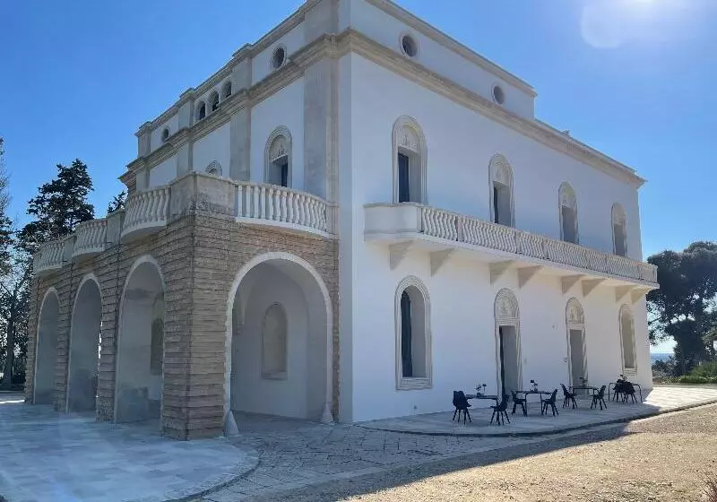 ベッドアンドブレックファースト Sa Suites