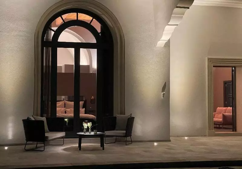 ベッドアンドブレックファースト Sa Suites