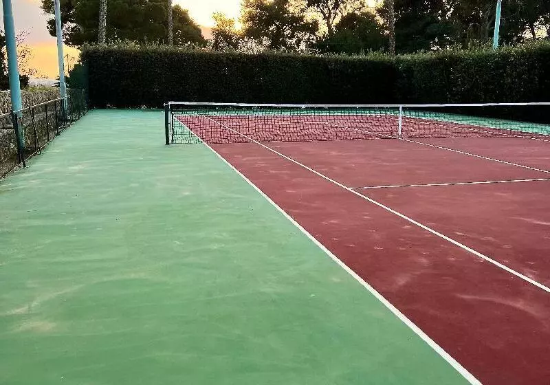 ベッドアンドブレックファースト Sa Suites