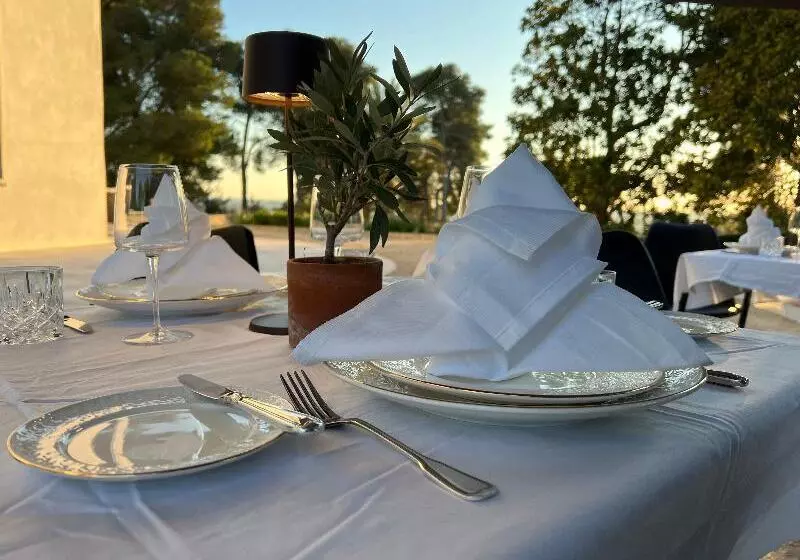 ベッドアンドブレックファースト Sa Suites