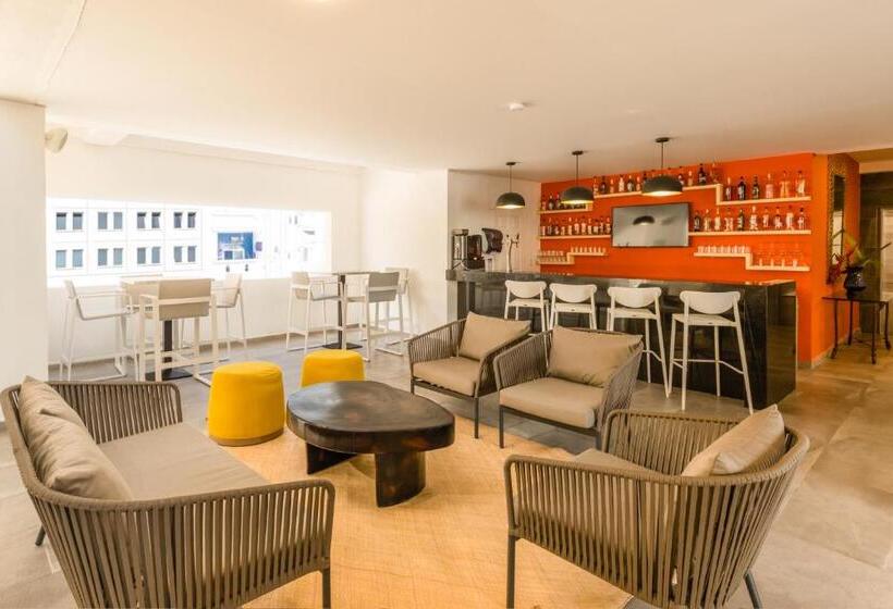 فندق Decameron La Marina Guayabitos, Ramada All Inclusive Resort