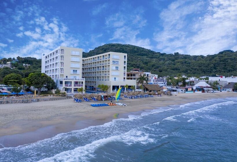 فندق Decameron La Marina Guayabitos, Ramada All Inclusive Resort