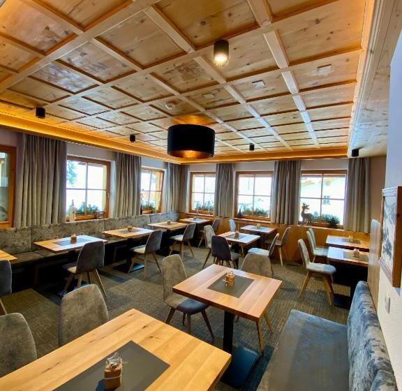 هتل Garni Alpenblick