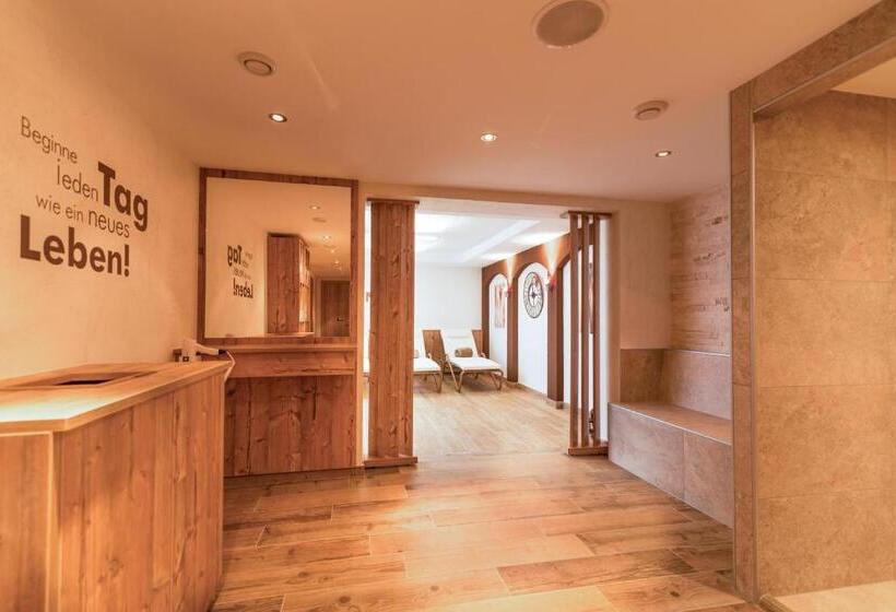 هتل Garni Alpenblick