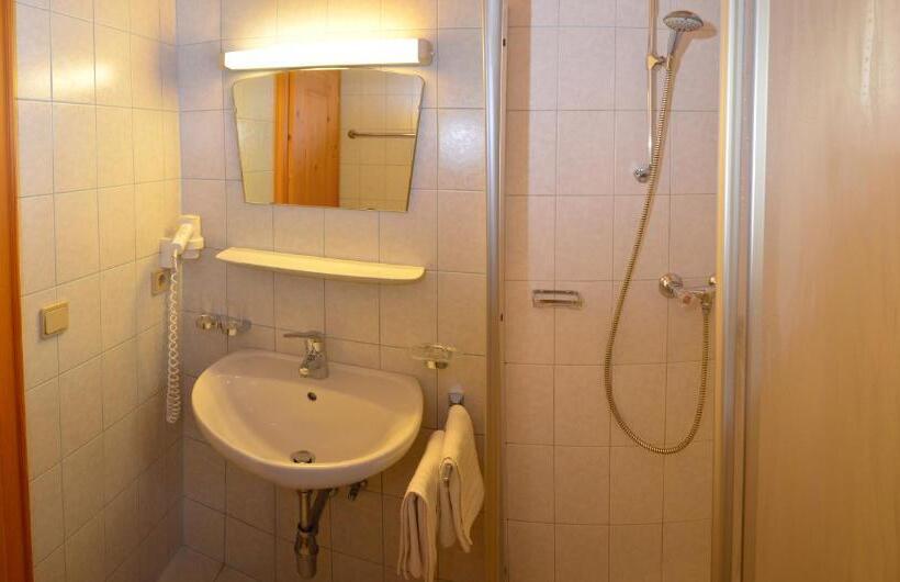 هتل Garni Alpenblick