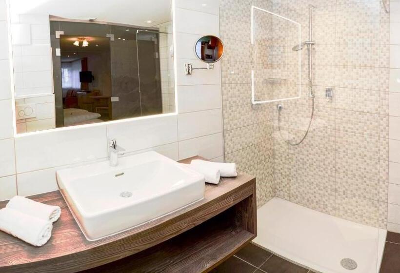 هتل Garni Alpenblick