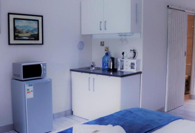 پانسیون His Vessel Guesthouse Clarens Fs