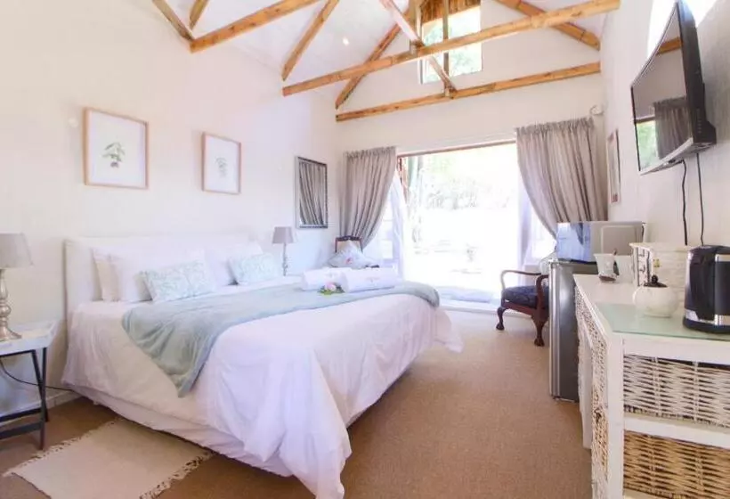 Majatalo His Vessel Guesthouse Clarens Fs