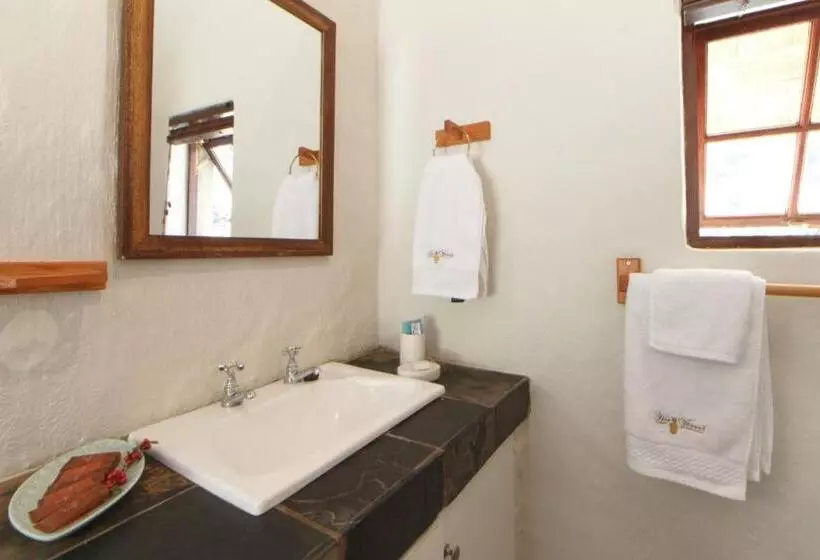 Majatalo His Vessel Guesthouse Clarens Fs