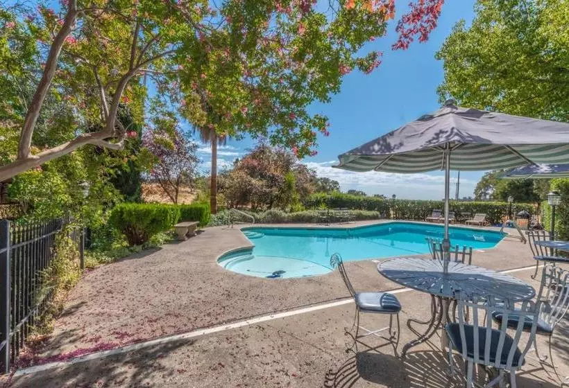 モーテル El Campo Casa Resort