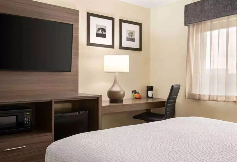 Отель Wingate By Wyndham Appleton