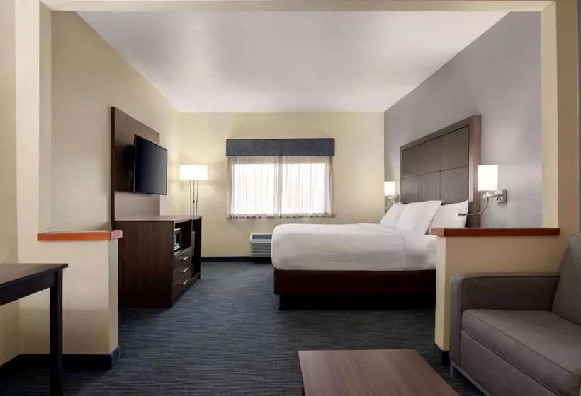 Отель Wingate By Wyndham Appleton