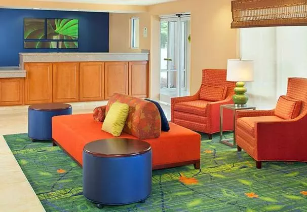 هتل Country Inn & Suites By Radisson, Fayetteville I95, Nc