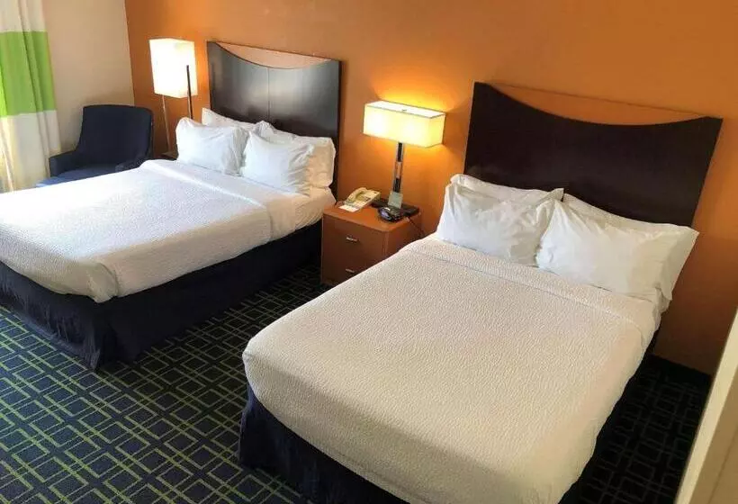 هتل Country Inn & Suites By Radisson, Fayetteville I95, Nc