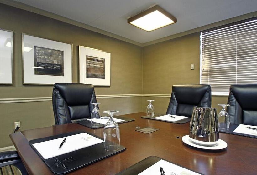 فندق Ethan Allen