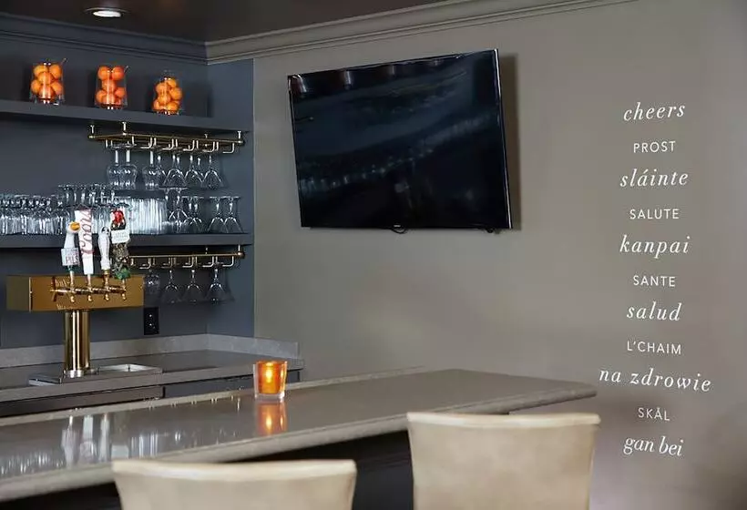 בית מלון כפרי Ethan Allen