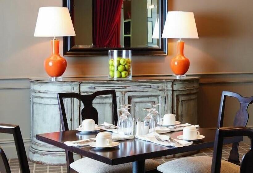 فندق Ethan Allen