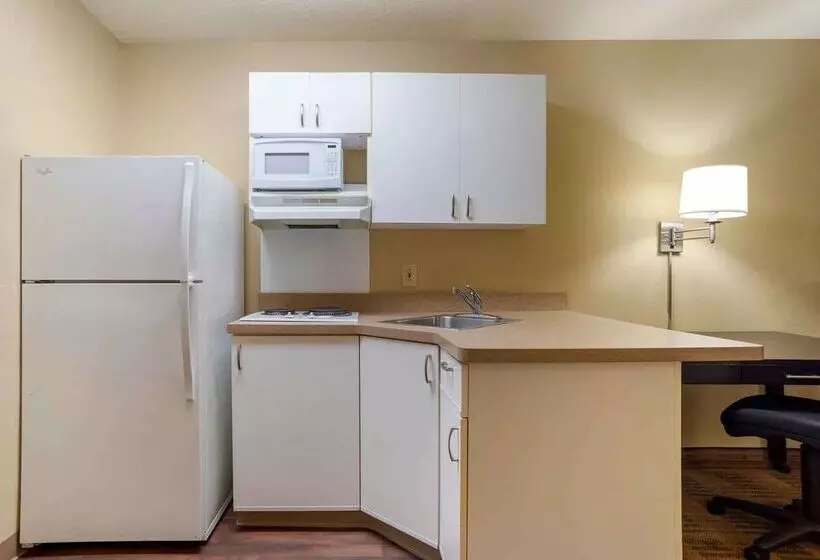 호텔 Sonesta Simply Suites Lafayette Airport