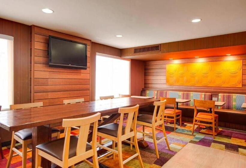 هتل Fairfield Inn By Marriott Las Cruces