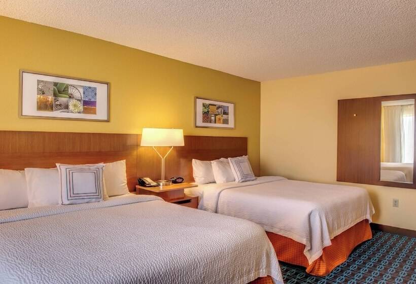 هتل Fairfield Inn By Marriott Las Cruces