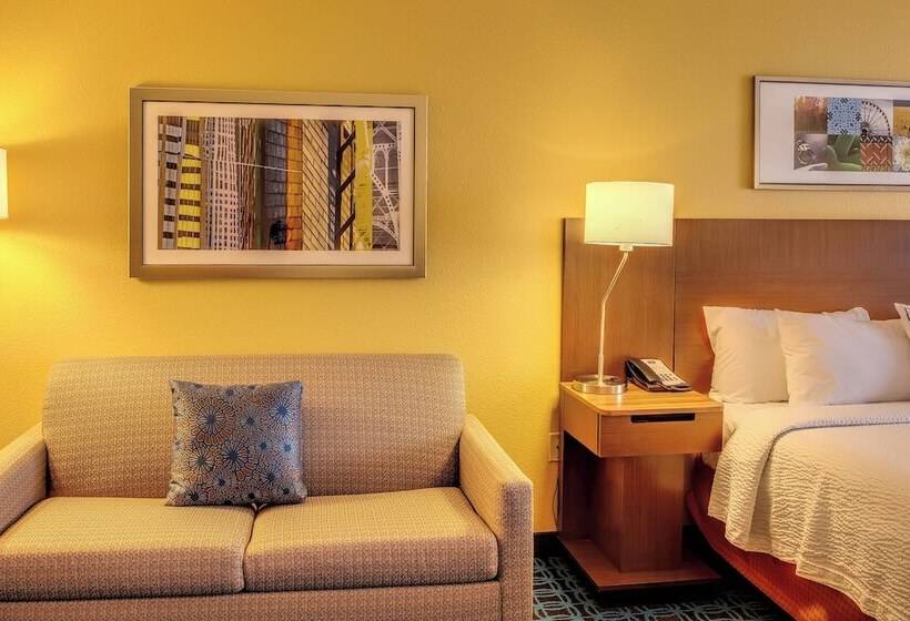 هتل Fairfield Inn By Marriott Las Cruces