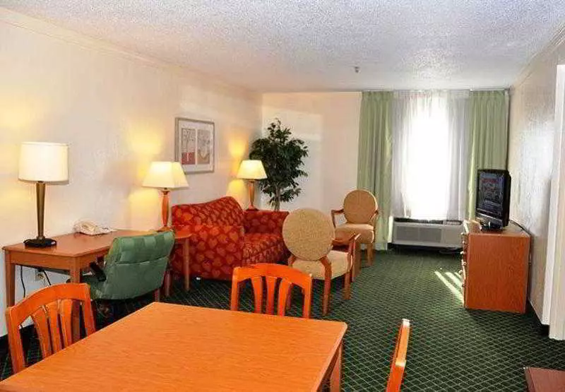 ホテル Fairfield Inn & Suites By Marriott Atlanta Vinings/galleria
