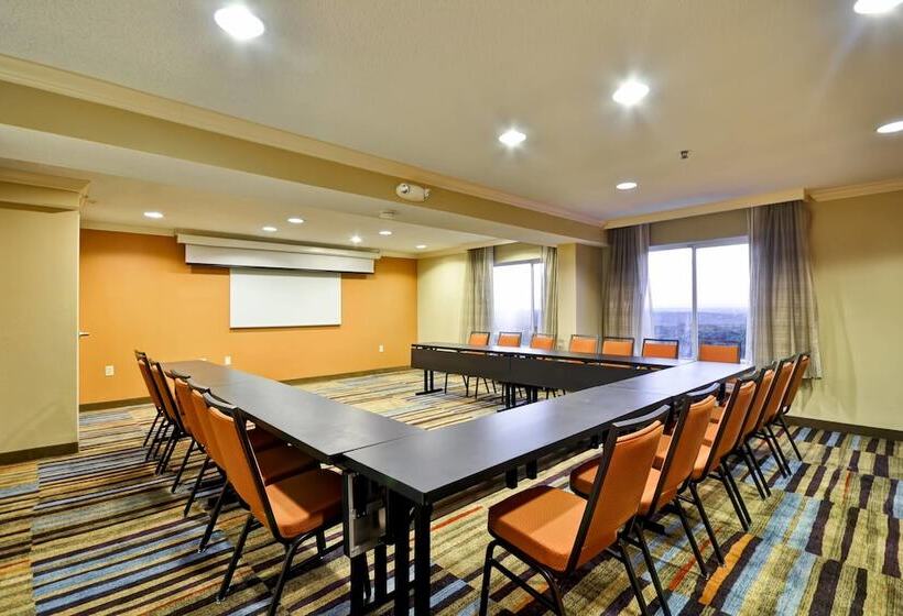 فندق Fairfield Inn & Suites By Marriott Atlanta Vinings/galleria