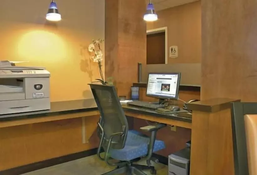 호텔 Fairfield Inn Suites Brunswick