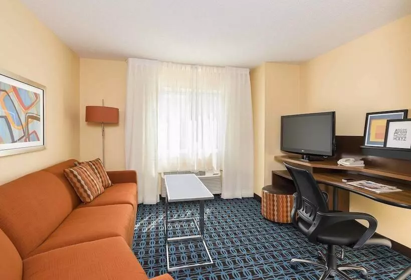 호텔 Fairfield Inn & Suites Holland