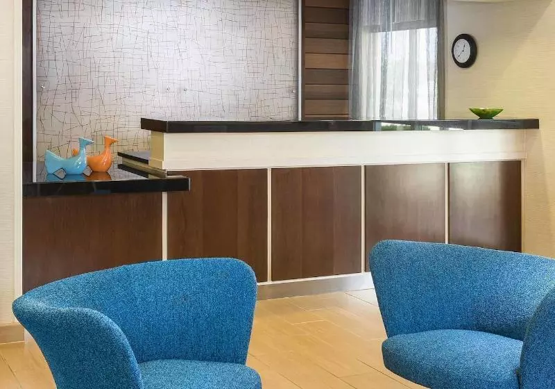 호텔 Fairfield Inn & Suites Holland