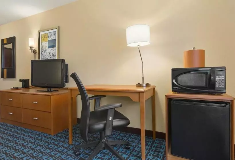 هتل Fairfield Inn & Suites By Marriott Mankato