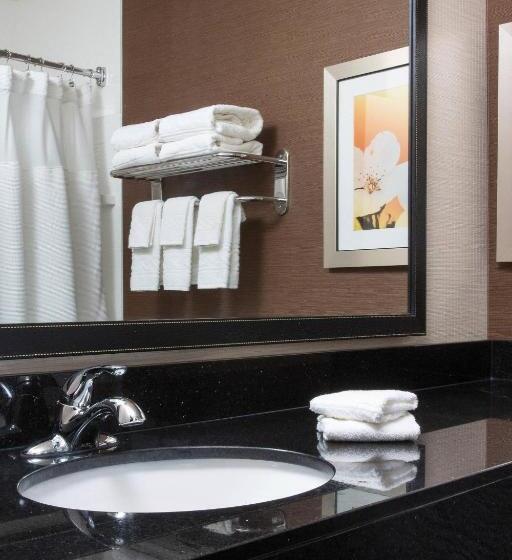 فندق Fairfield Inn & Suites Peru