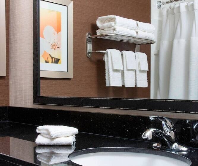 فندق Fairfield Inn & Suites Peru